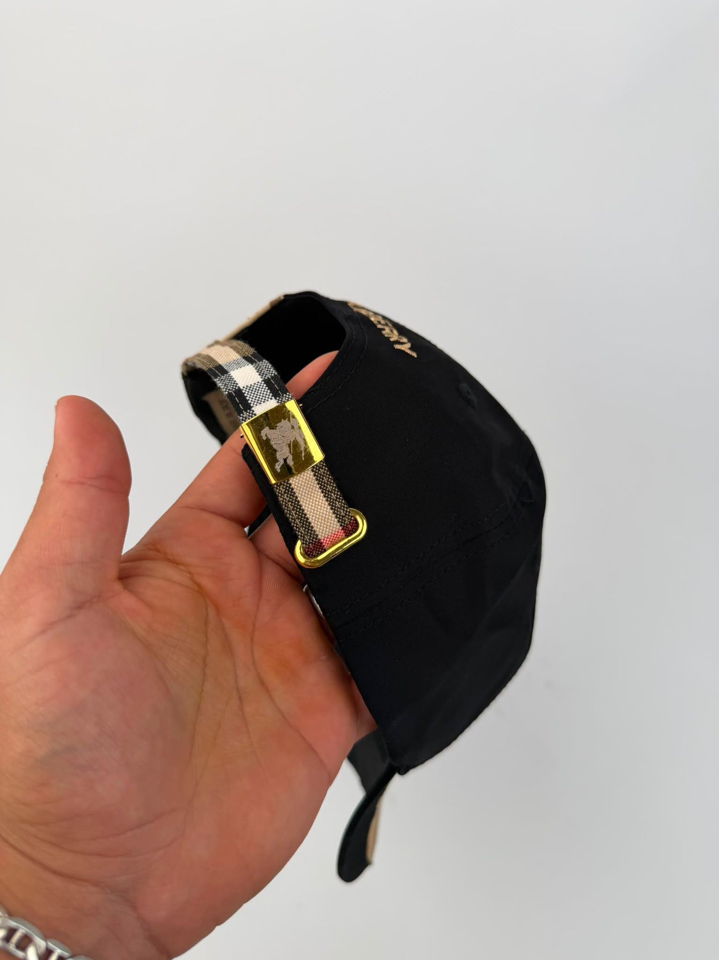 GORRA BURBERRY - M1