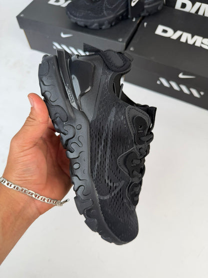 NIKE REACT VISION - M7