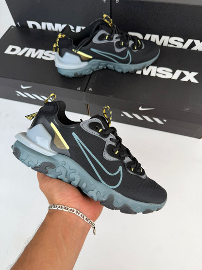 NIKE REACT VISION - M10